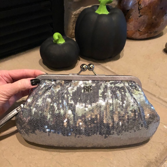 Coach NWT clutch - Picture 9 of 9